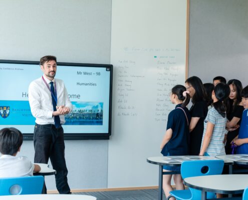 chao mung nam hoc moi tai ocean city brighton college 03